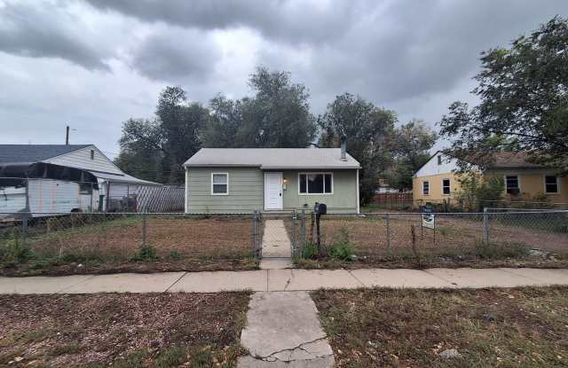 2 Bedroom 1 Bath Ranch Available Now! Gallery 1