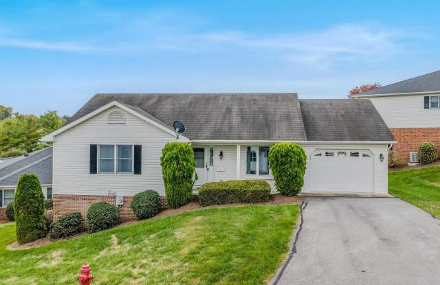 73 GARDEN Drive photos photos