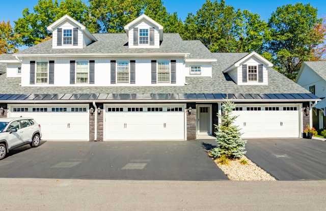 70 Arcadia Ct - 70 Arcadia Court, Saratoga County, NY 12020