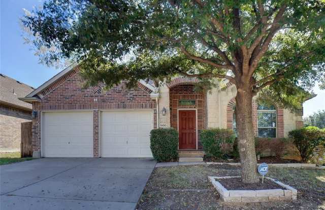 3900 Hollow Lake Road - 3900 Hollow Lake Road, Fort Worth, TX 76262