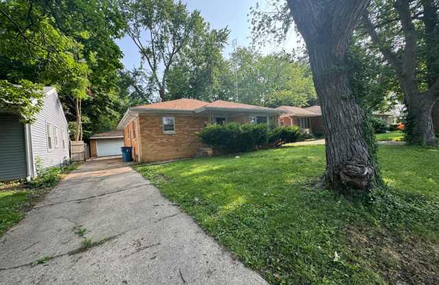 Jerome's Jewel: 3 Bed/1.5 Bath Home with Enough Space to Tell Jokes! photos photos