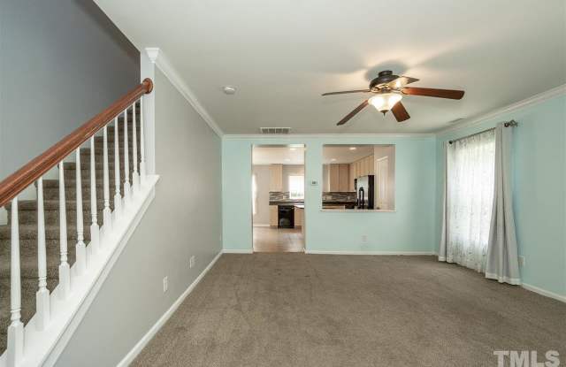 240 Milpass Drive Gallery 3