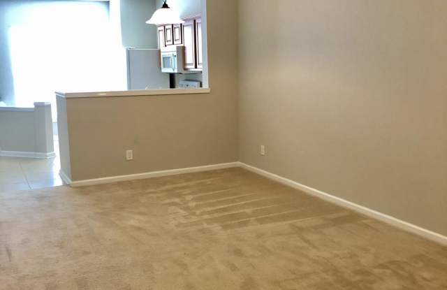 8432 THORNBUSH CT Gallery 4