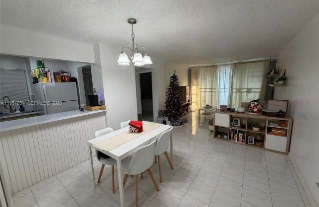 8841 W Flagler St photos photos