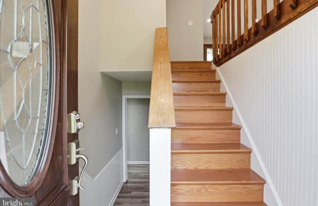 7264 TWILIGHT Court Gallery 2