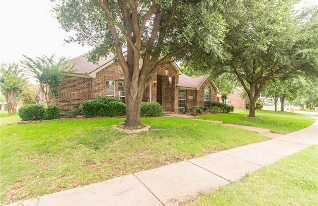 8416 Bayham Drive Gallery 2