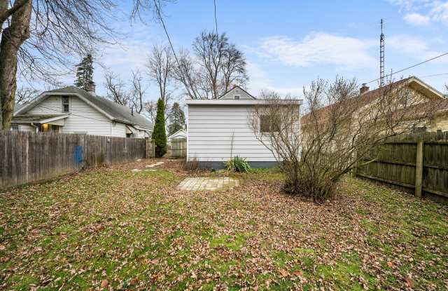 2547 Oak Grove Pl Gallery 2