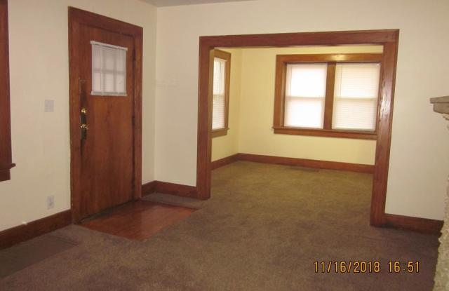 112 W. Branning Ave. Gallery 3