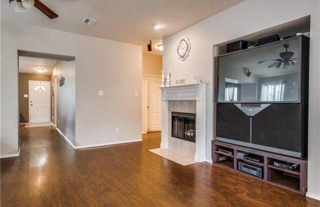 1640 Lionheart Drive Gallery 4