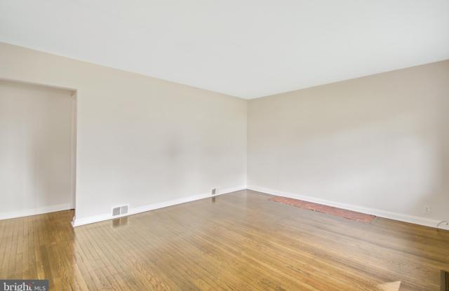 2033 SPROUL ROAD Gallery 2