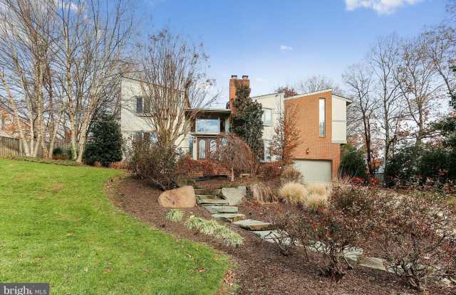 9801 CLYDESDALE - 9801 Clydesdale Street, Potomac, MD 20854