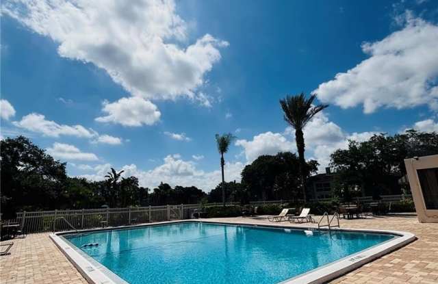 10356 CARROLLWOOD Lane Gallery 2