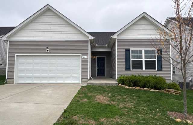Beautiful 3 Bed 2 Bath Home in Shelbyville photos photos