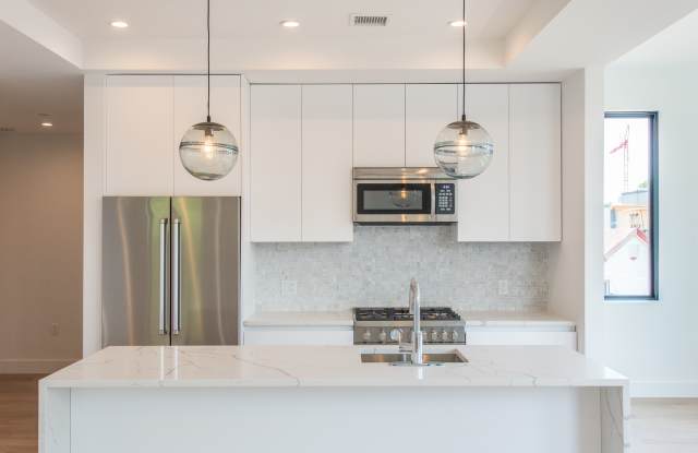 89 Griffith St - 89 Griffith Street, Jersey City, NJ 07307