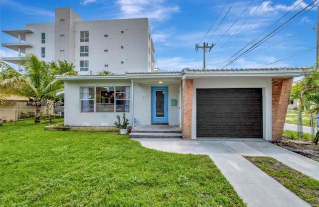 517 S 19th Ave - 517 South 19th Avenue, Hollywood, FL 33020