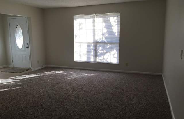 5571 LOFTY PINES CIR S Gallery 3