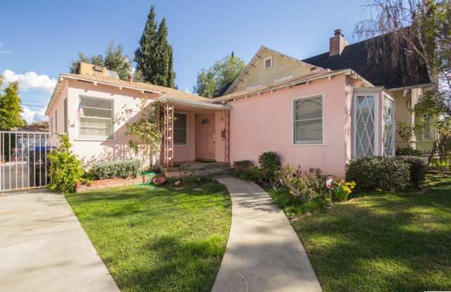 5326 Lennox Avenue - 5326 Lennox Avenue, Los Angeles, CA 91401
