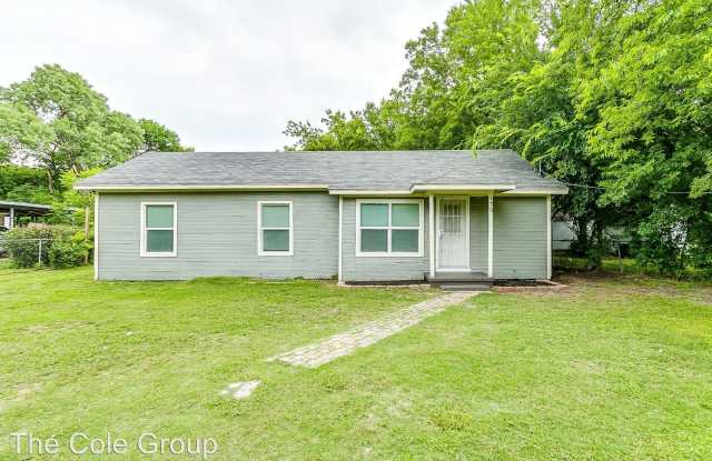 4424 Christine Rd - 4424 Christine St, Fort Worth, TX 76114