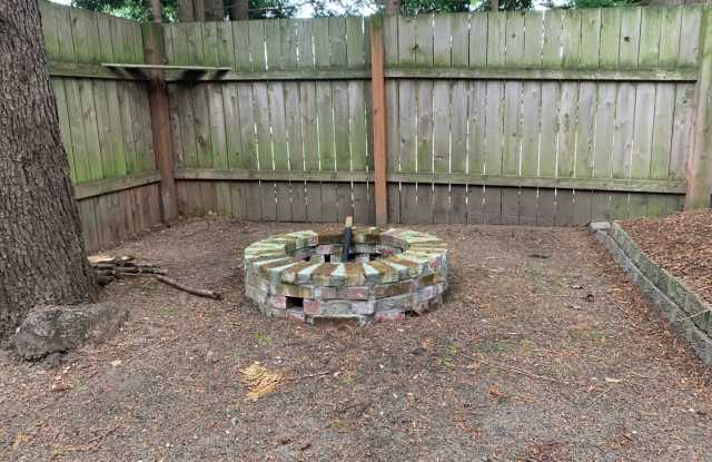 2 Bed 2 Bath Home with Fenced Yard in Ferndale Gallery 4
