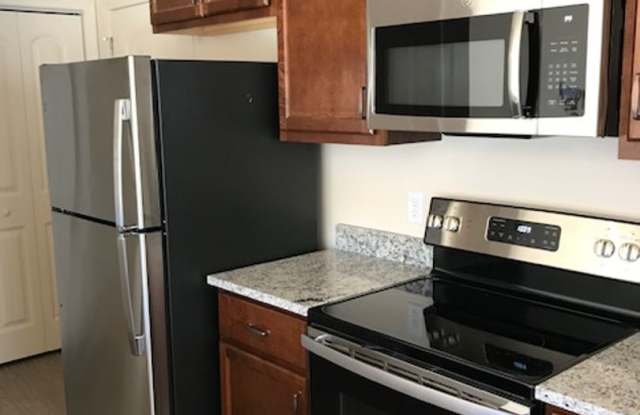 3 Bedroom 2 Bath 2 Car Garage For Rent in Branson MO Gallery 1