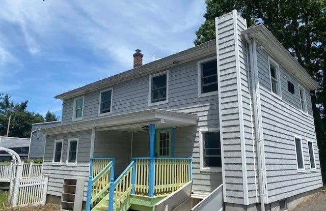 456 Glen Cove Avenue Gallery 2