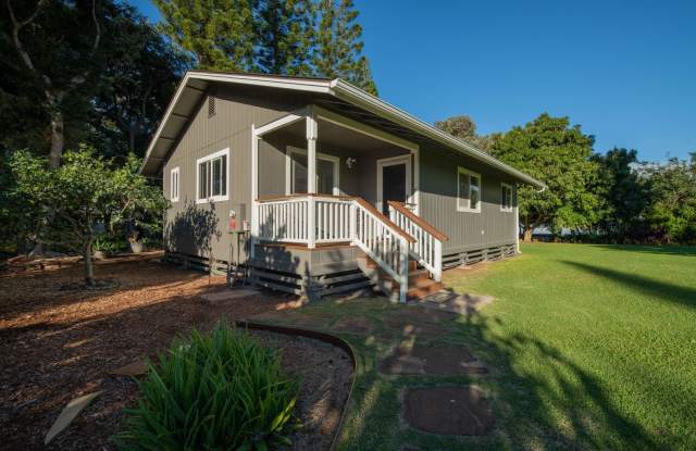 Furnished 3 bd. 2 ba. Makawao cottage on gated estate. Available May 1st for 1 yr. lease photos photos