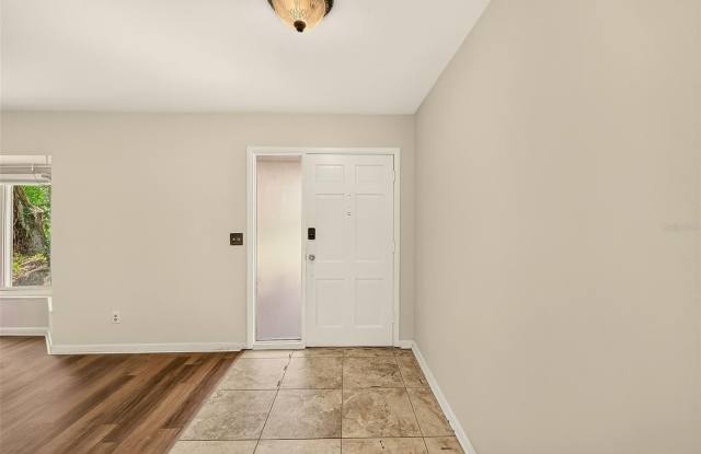 303 SAINT AUGUSTINE Avenue Gallery 2