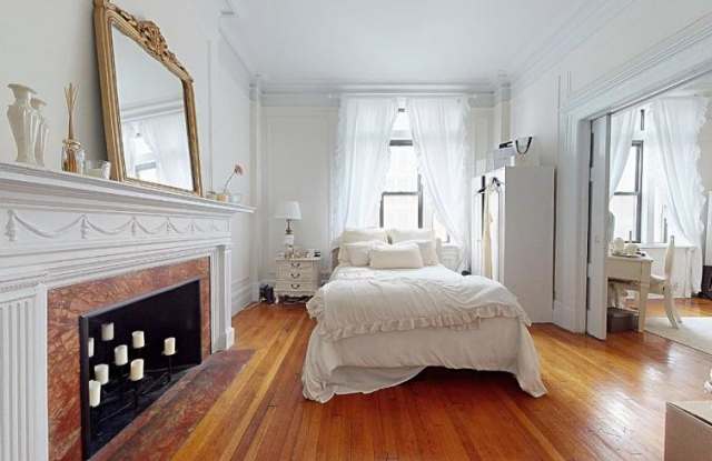 780 Madison Avenue Gallery 2