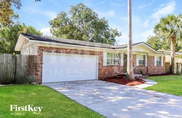 10319 West Jolynn Court - 10319 West Jolynn Court, Jacksonville, FL 32225