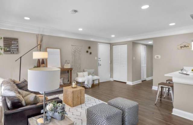 6 MONROE ST #6-201 Gallery 2