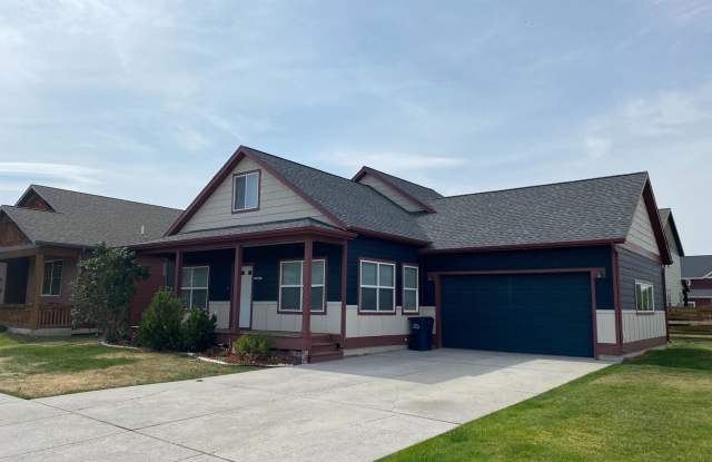 5 Bedroom 2 Bath Single Family Home in Bozeman! photos photos