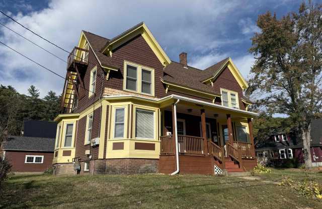 189 East Bow Street - 189 East Bow Street, Franklin, NH 03235