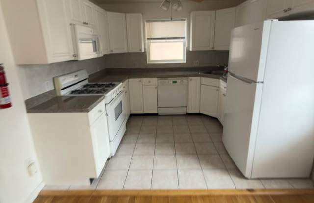 37 Bergen Blvd photos photos