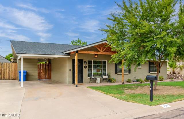 426 E GRISWOLD Road Gallery 3