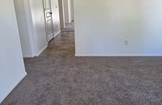 41229 West Little Drive Gallery 2
