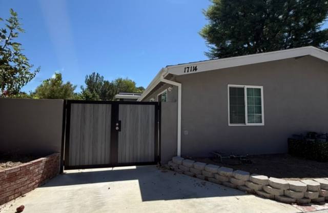 Spacious & Beautifully Upgraded 2-Bedroom Home with Private Yard Gallery 2