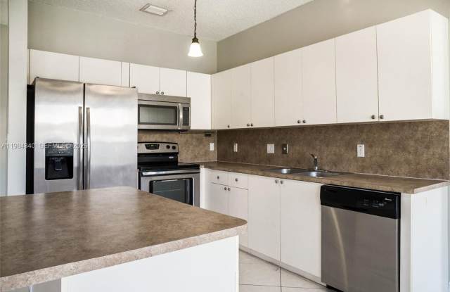 13233 SW 203 Street, Miami, FL 33177 photos photos