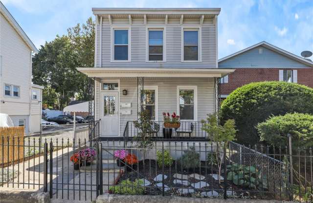 148 Beekman Avenue unit: #1 - 148 Beekman Avenue, Sleepy Hollow, NY 10591