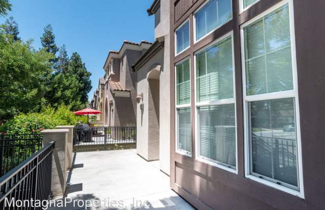2249 Samaritan Drive Gallery 4