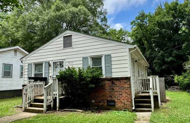 3 bedroom house on quiet dead end! All electric, Cental Ac, hardwoods and Laundry provided! photos photos