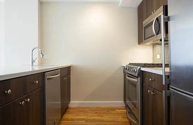 303 10th Ave. photos photos