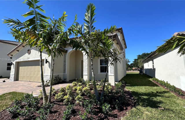 2760 SE 23 ave photos photos