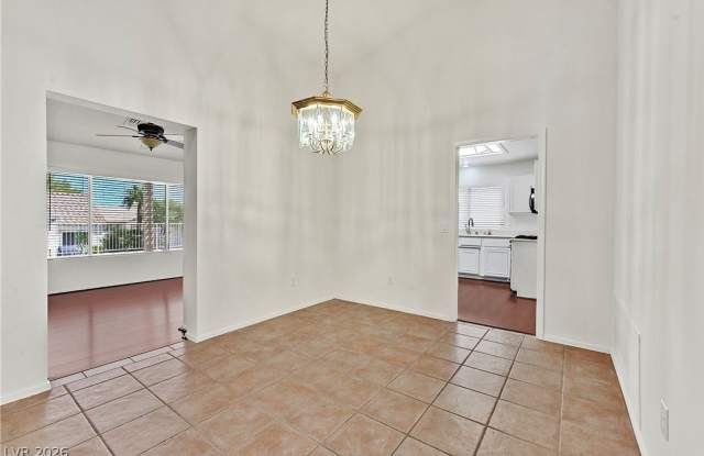 2708 Youngdale Drive Gallery 4