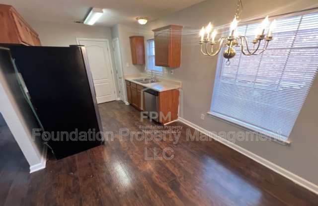 9115 Cinderhill Cove West Gallery 3