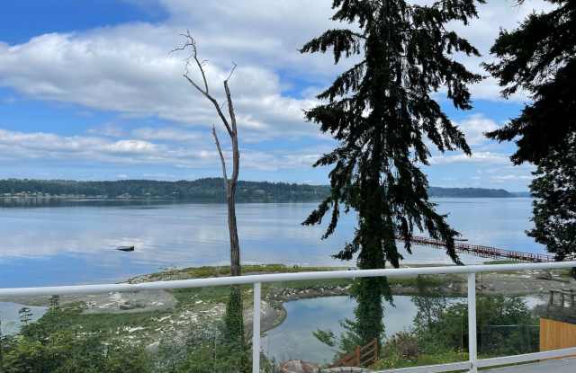 NEW PRICE !!!!!Stunning waterfront with 2 complete living spaces...the perfect home to share - 8242 Silverdale Way Northwest, Silverdale, WA 98383