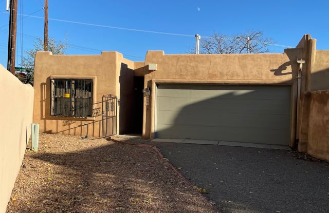 2419 Northwest Circle Northwest - 1 - 2419 Northwest Circle Northwest, Albuquerque, NM 87104