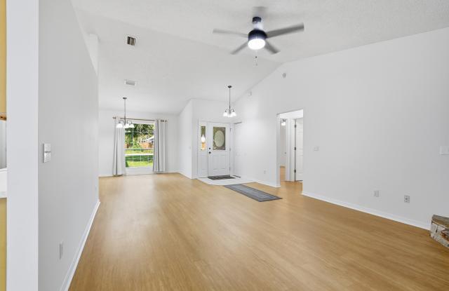 341 Shamrock Rd Gallery 4
