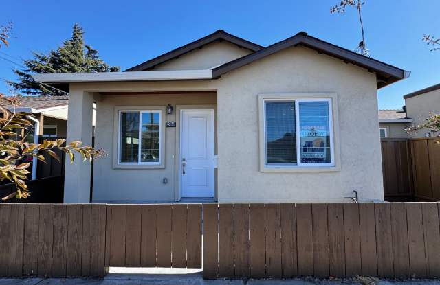 Newly Remodeled 2 Bedroom House in Hayward! photos photos