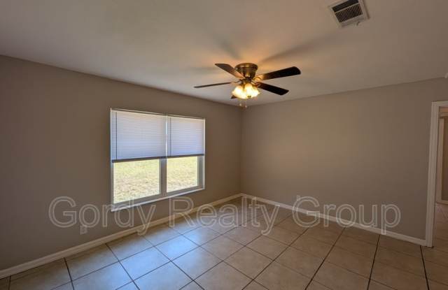 3037 Noland Street Gallery 2