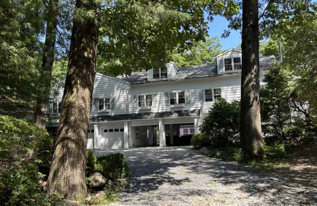 89 Florida Hill Rd photos photos